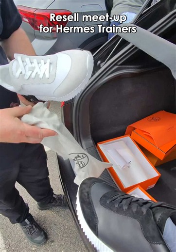 Hermes Trainers Resell Meet-Up: How a Quick Sale Happens