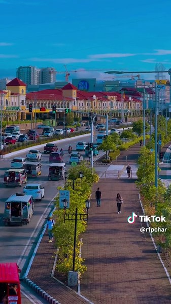 Exploring the Walkable City of Iloilo