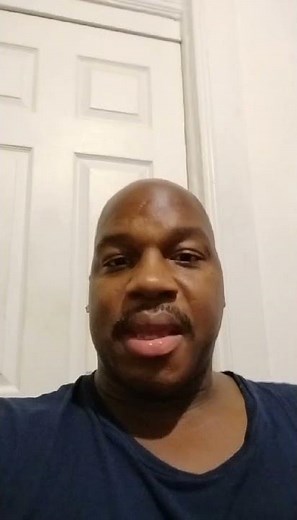 I ONLY LOOK AT CLOSE UP PORN SHOWING THE BIG ASS AND HER SWALLOWING AND KEEP SUCKING N CUM DRAINING