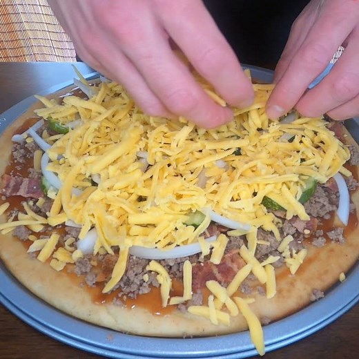 Homemade Bacon Cheeseburger Pizza