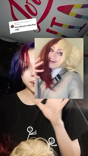 Tutorial on Styling a Toga Wig with Rocket Details