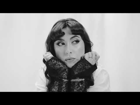 ELLIMEI - Älä sano sua rumaksi (Audiovideo)