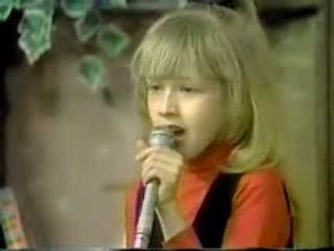 sunday kind of love - christina aguilera - 1988