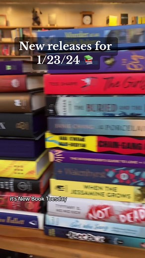 I just noticed there isn’t a single new release from Hachette here so i may be missing a few titles 🧐 #booktok #newbooktuesday #bookseller #booknerd #newbooks #bookhaul #bookish