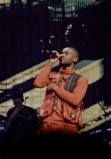 Back and busy for nights 3 & 4 of @Santan 💥 Ready to go again London? 🔥🤩 #TheO2 #TheO2London #DAVE