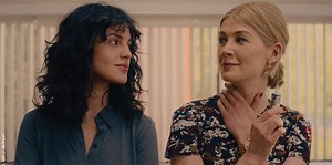 Netflix's 'I Care a Lot' Was Almost a Perfect Lesbian Movie