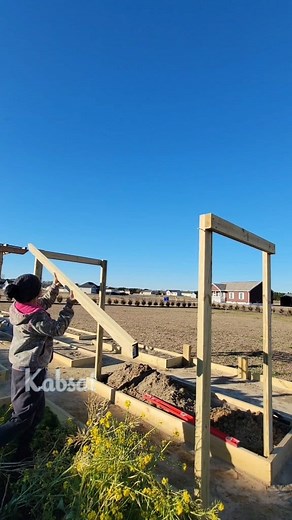 165K views · 677 reactions | Tips and ideas - building ttellis alone diy project #gardentips #diyproject #trellis #garden #gardeningtips | Kabsat | Facebook