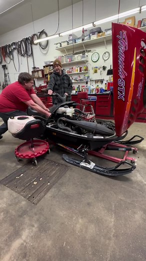 Vintage Skidoo Snowmobile Restoration: Carbs Rebuilt and Running
