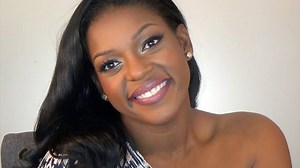 11K views · 326 reactions | Winged Liner | Natural Makeup full tutorial on YouTube now. https://youtu.be/d27spDYvrF4 Products used in this mini tutorial: Light Nude Lip Liner Berry Lip Liner Mauve Moment Lipstick Rich Fig Lipstick Café Au Lait lipgloss Concealer Brush ALL MARY KAY PRODUCTS | FACED FORWARD with Juliana | Facebook