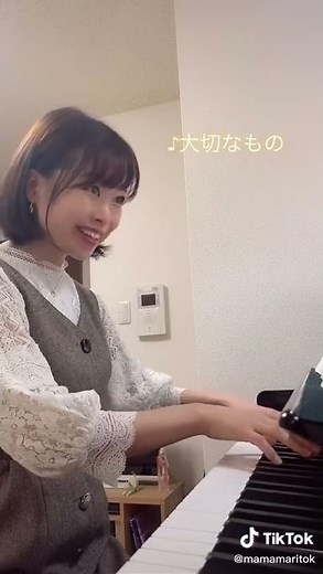 お、っぱいまるみえ！？ えろどうが
