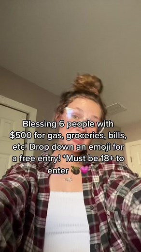 Drop an emoji for a free entry 💗😍 #fyp #foryou #trending #giveaway