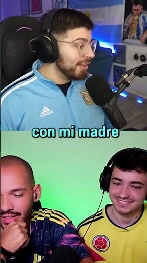 La cobra diciendo BoEEEE