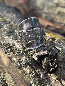 Astoria Spoon Ring (size 7) - Etsy