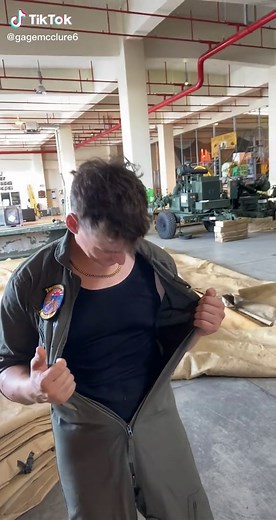 Spaghetti fell out his pocket after that… #spaghetti #fyp #spaghettidetective #italian