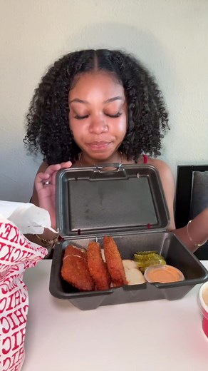 Dave's Hot Chicken haul review: best menu items to try