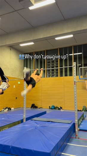 Helmut Domnin | Calisthenics Coach on Instagram: "Follow me for more calisthenics content ✅🐧 #calisthenics #calisthenics_domnin #calisthenia #calisthenicsgermany #calisthenic #workout #calisthetics #calisthenicsworkout #workoutmotivation #calisthenicstraining #freestyle #freestyler #freestyles #calisthenicsfreestyle #dynamics #calisthenicsdynamics #swing360 #swing540"