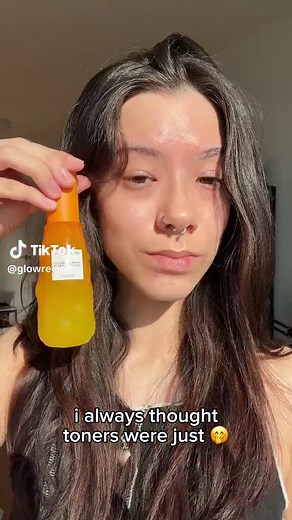 Enhance Your Skincare Routine with Pineapple Toner | Glow Recipe