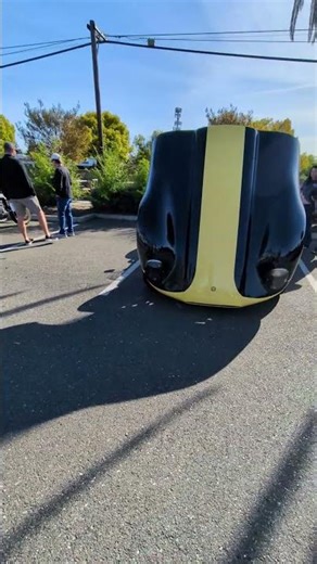 Panoz AIV Roadster (1 in 176) 4.6-liter DOHC Ford V8 engine