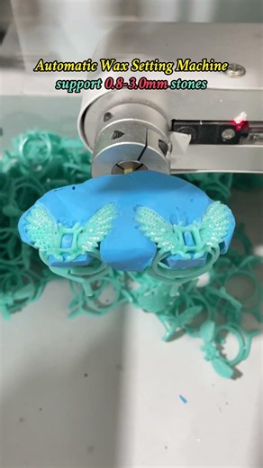This automatic wax setting machine Supports gemstones from tiny 0.8 mm to 3.0 mm!