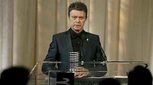 David Bowie Dikremasi di New York Tanpa Ada yang Hadir
