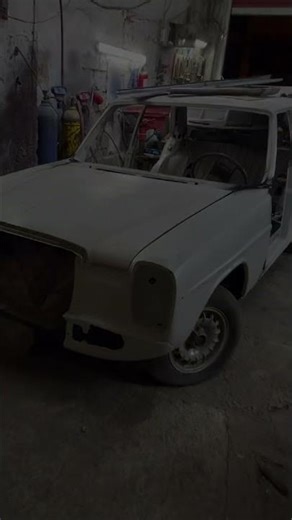 Mercedes W115 Restoration Project