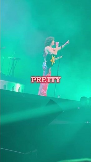 Conan Gray Performs 'Heather' Live in Portland 🎤✨#shorts