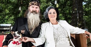Watch Miss Kay Discuss How Tears Flowed When Phil Robertson Accepted Jesus