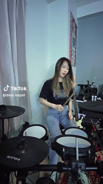 ดอกไม้ที่รอฝน Cover by THE TOYS x NONT TANONT