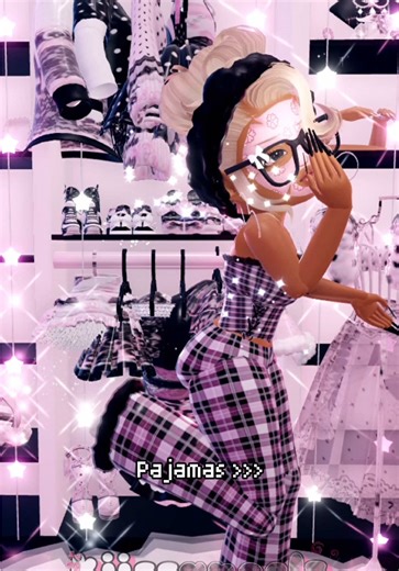 custom decals are a game changer 😮‍💨 ;tags; #fyp #royalehigh #royalehighcontent #royalehighoutfits #roblox