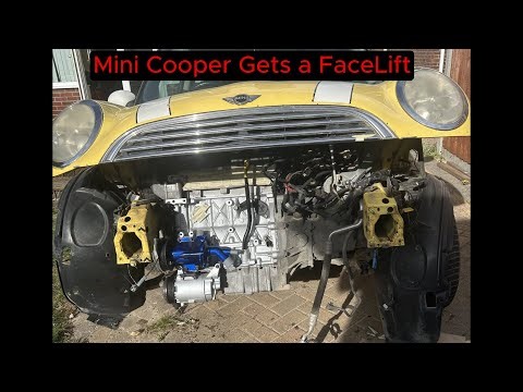 Mini Cooper a Gets FaceLift
