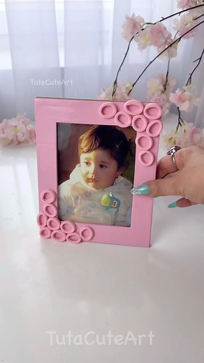 DIY Cute Photo Frame #diy #craft #diyideas #handmade #tutacuteart | Tuta Cute Art