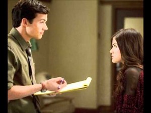 Pretty Little Liars- Theme Song