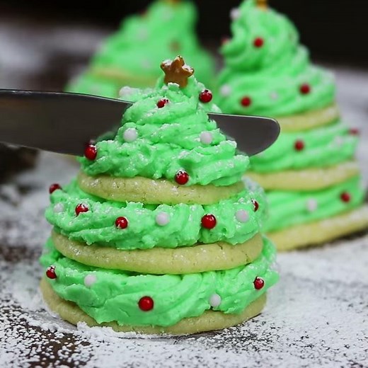 EASY Homemade Christmas Tree Cookie Recipe!!