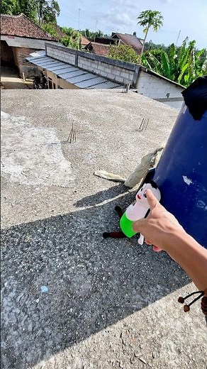 It's even better leaning on the tower with someone😭❓