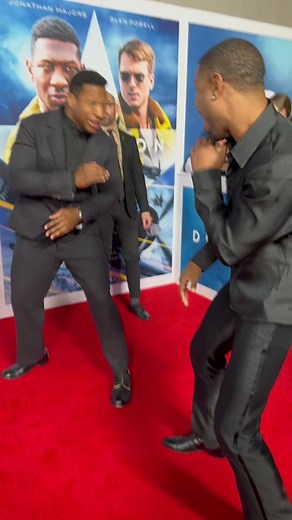 Two knockouts at the #DevotionMovie Premiere. 🥊 #jonathanmajors #michaelbjordan