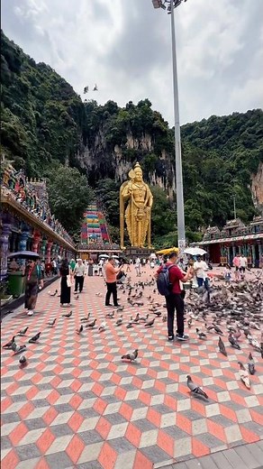 Batu Caves Malaysia 🇲🇾 | The Most Colourful Temple in the World!