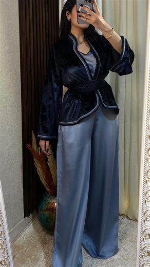 𝘽𝙖𝙧𝙧𝙖𝙠 É𝙡é𝙜𝙖𝙣𝙘𝙚 on Instagram: "Midnight blue metallic velour meets airy sky-blue silk draping. Two tones. One signature masterpiece. A refined harmony—crafted exclusively by BARRAK ELEGANCE ✨ Rooted in timeless elegance. Designed for queens 👑 Hand-crafted in Morocco 🇲🇦 Worldwide shipping 🌍 #BarrakEleganceTouch #MoroccanDesign #RefinedStyle #timelessluxury"