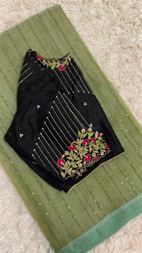 Mitra's Label on Instagram: "ML-SDS-SB226 Introducing Our Exquisite Handloom Jamdani Saree comes with paithani pallu paired with a beautiful Raw silk Parse work blouse. Details: - Fall and pico done for a flawless drape - Blouse size: 36-42 inches - Ready to dispatch across the USA Order Now: DM or WhatsApp +1(919)337-6415 for orders and enquiries. Important Notes: - Colors may vary due to light, camera, and screen resolutions - No returns or exchanges - Gentle wash only #Trending #Clothes #Ethn