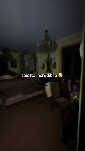 Esplorazione Casa Gigantesca Abbandonata