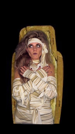 Call me Mummy. #katemoss #mummy #pov