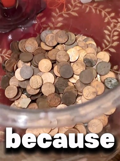 Incredible Storage Unit Finds: Cash and Jewelry Surprises