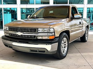 2000 Chevrolet Silverado 1500 LS
