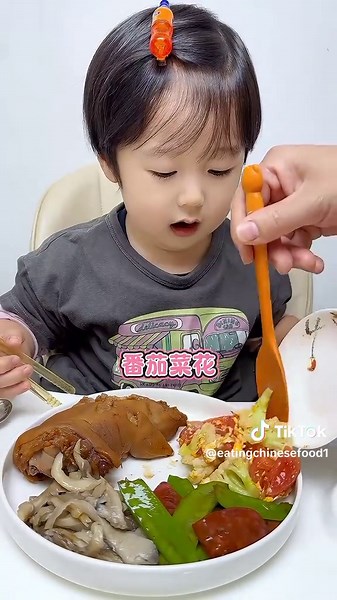 Enjoying Crab Mukbang Delights and Food Adventures