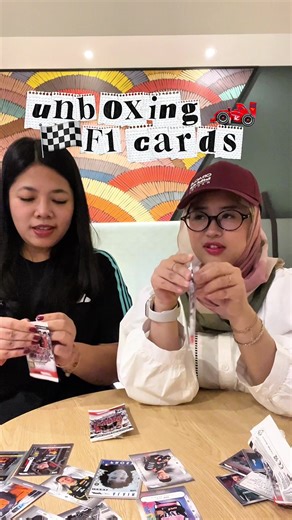 unboxing F1 trading cards 👀👀 #f1 #formula1 #f1tradingcards #f1cards #tradingcards