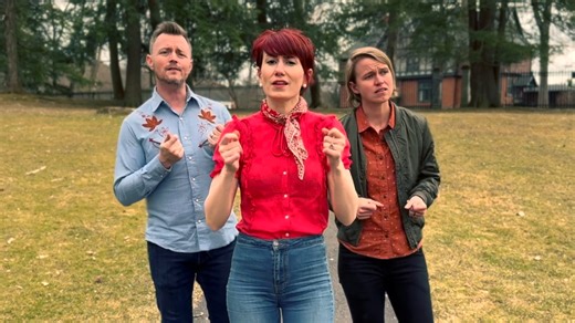 Check out the official video for our new song "Silver Dagger." It helps us out a LOT if you save our songs on Spotify and Apple Music, so hit "save" and help us "share" this song. Thank you! Apple Music: https://music.apple.com/ua/album/silver-dagger-single/1740293307 Spotify: https://open.spotify.com/album/7mEAUQONGTRs89pmiq6ASN Special thanks to Tom Barraco for dodging strollers and excellent camera work. | House of Hamill