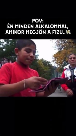 Vajon mi lehet azota ezzel a gyerekkel 🤔