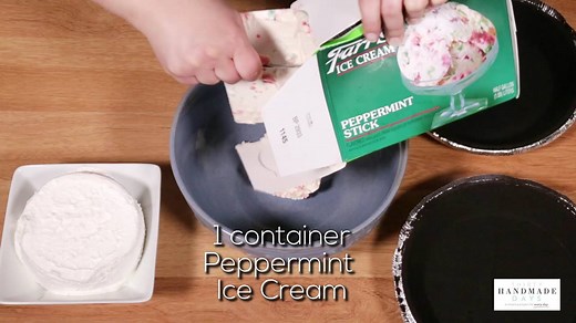 1K views · 1.1K reactions | 3 INGREDIENT FROZEN PEPPERMINT PIE --...