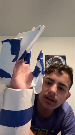 How u make puppet claws