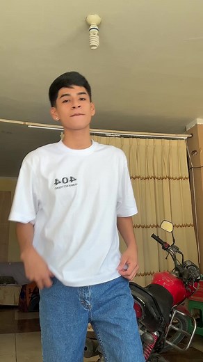 Creative Gesture Expressions in Domestic Settings