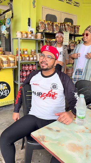 Kata kata johan untuk semua yang terlibat program Harini. #hotfm #hotfmbeskalbekpeshot #beskalbekpeshot #rendangtokyoep #makansedapkualakangsar @hotfm976 @jozlynnhanania | Rendang Tok Yeop - RTY